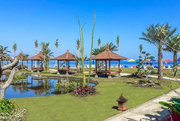 Lovina Beach Club & Resort