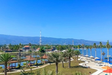 Lovina Beach Club & Resort
