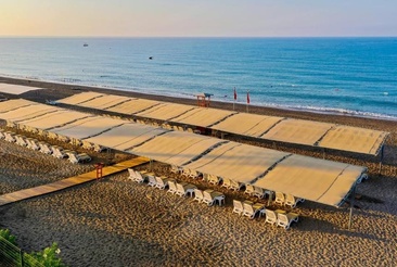 Crystal Boutique Beach Resort 