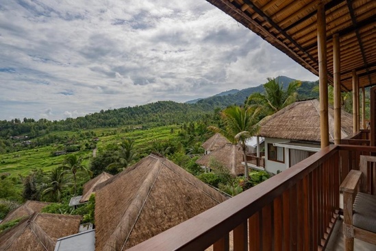 Maha Hills Resort