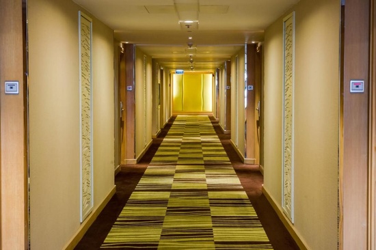 Holiday Inn Bangkok Silom