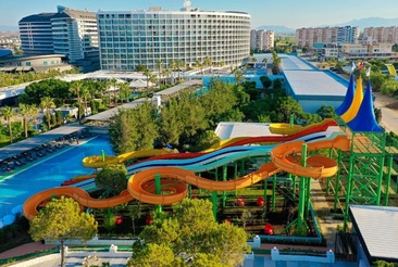 Crystal Centro Resort