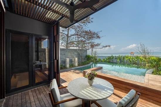 Sumitra Luxury Villas A Pramana