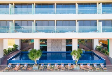 Queen Ann Hotel Nha Trang