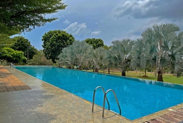 Birds Resort Hambantota