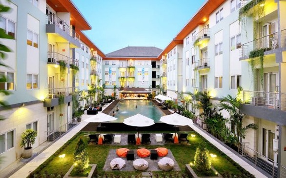 Harris Hotel & Residences Riverview - Kuta