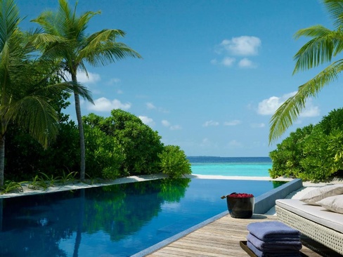 Dusit Thani Maldives