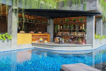 Kayumas Seminyak Resort