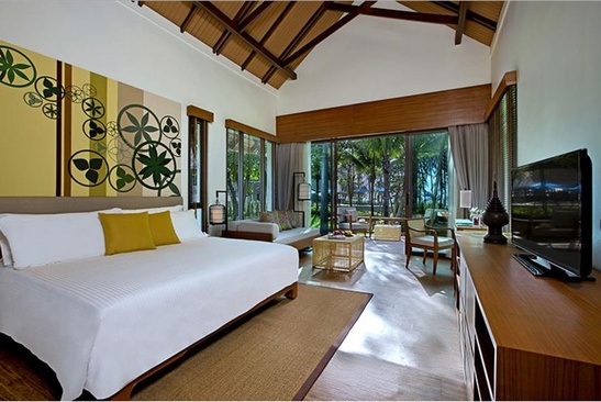 Outrigger Khao Lak Beach Resort (Ex. Manathai Khao Lak)