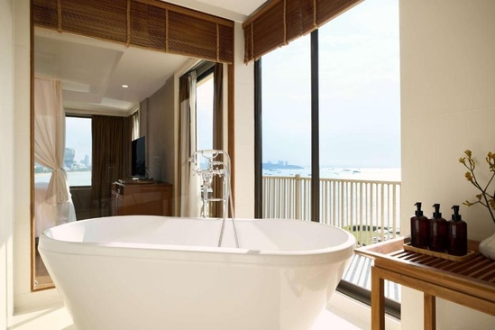 Dusit Thani Pattaya
