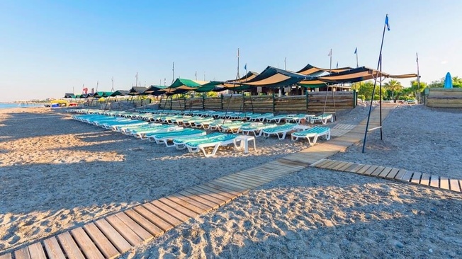 Armas Pemar Beach
