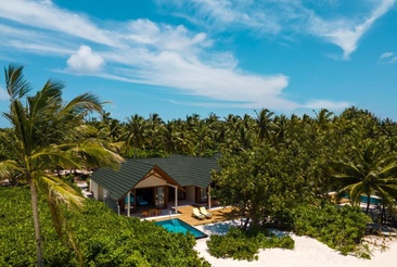 Furaveri Island Resort & Spa