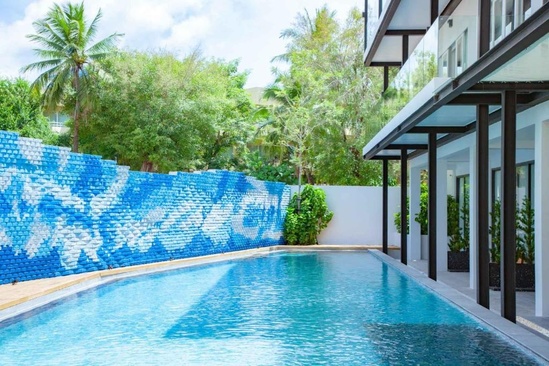 Anona Beachfront Phuket Resort