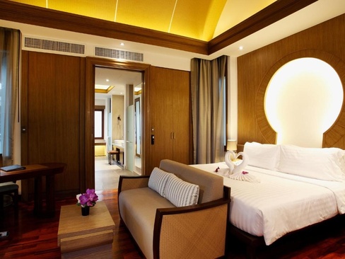 Graceland Khaolak Beach Resort