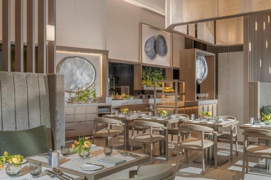 Four Seasons Hotel Osaka