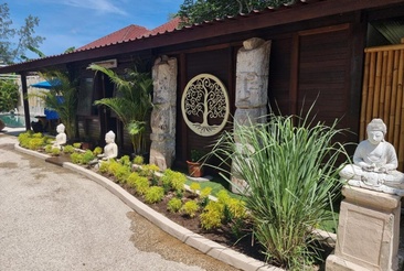 Kura Kura Beach Resort