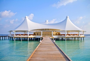 Safari Island Resort & Spa