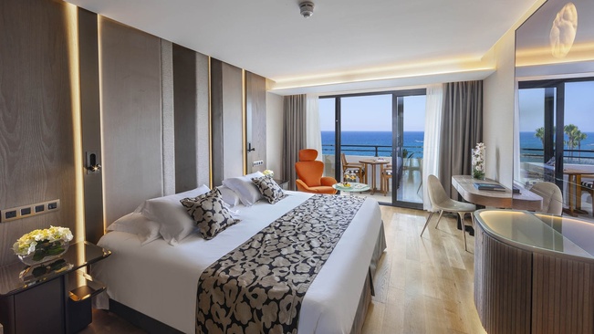 Amathus Beach Hotel Limassol