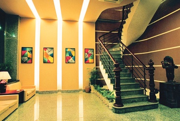 Starlet Hotel