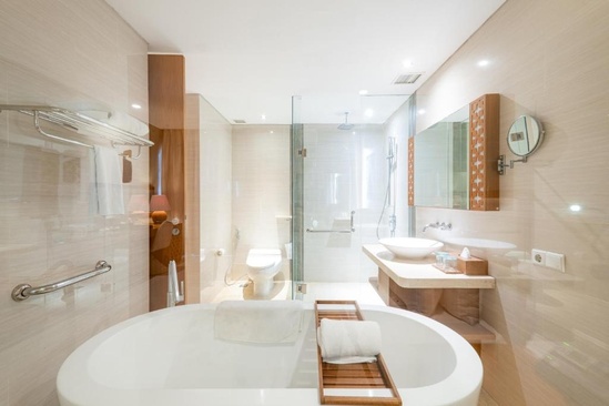 Vouk Hotel & Suites