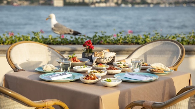 Four Seasons Hotel Istanbul At The Bosphorus