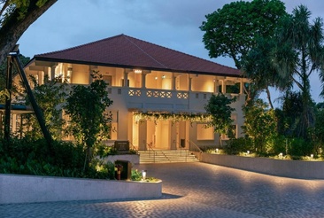 Village Hotel Sentosa By Far East Hospitality