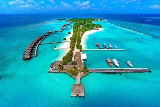 Sheraton Maldives Full Moon Resort & Spa