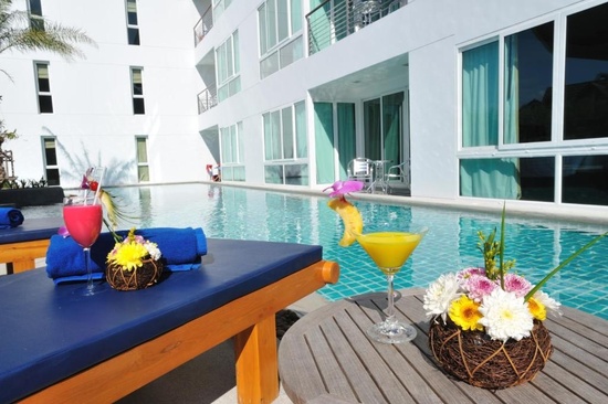 The Palms, Kamala Beach
