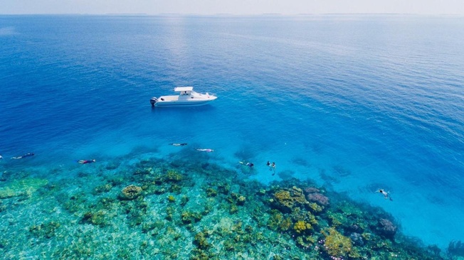 Reveries Diving Village, Maldives