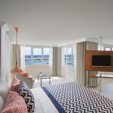 Paloma Marina Suites