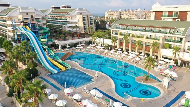 Crystal Waterworld Resort & Spa