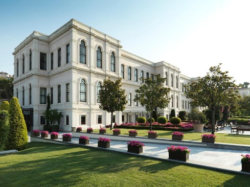 Four Seasons Hotel Istanbul At The Bosphorus