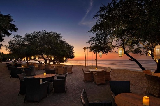 Jambuluwuk Oceano Resort Gili Trawangan