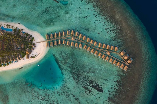 Emerald Faarufushi Resort & Spa