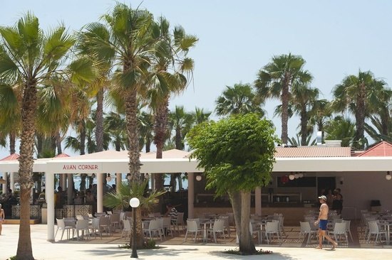 Phaethon Beach Louis Hotels