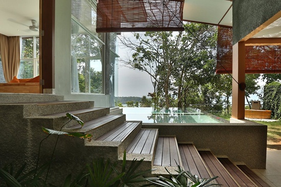 Ambong Pool Villas