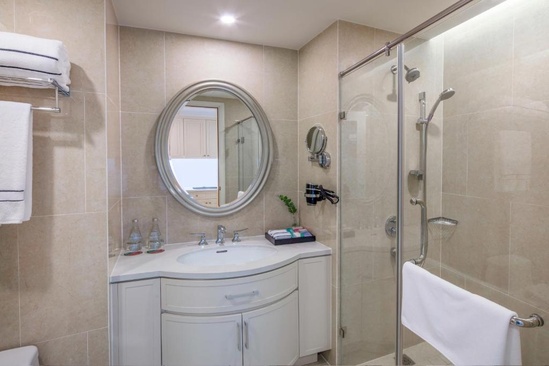 Melia Vinpearl Nha Trang Empire