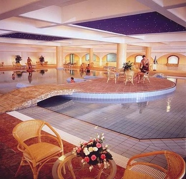 Adams Beach Hotel