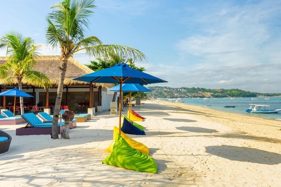 Lembongan Beach Club & Resort