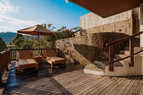 Maha Hills Resort