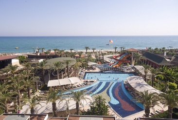 Crystal Family Resort & Spa
