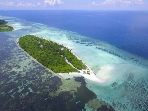Reveries Diving Village, Maldives
