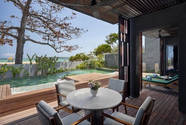 Sumitra Luxury Villas A Pramana
