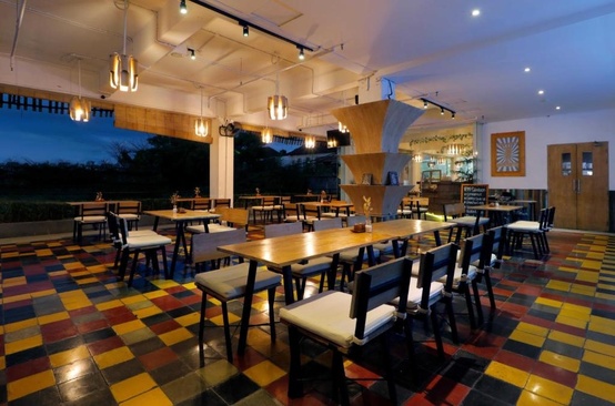 Koa D'Surfer Hotel