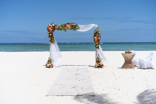 Dinarobin Beachcomber Golf Resort & Spa