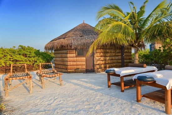 Adaaran Select Hudhuranfushi