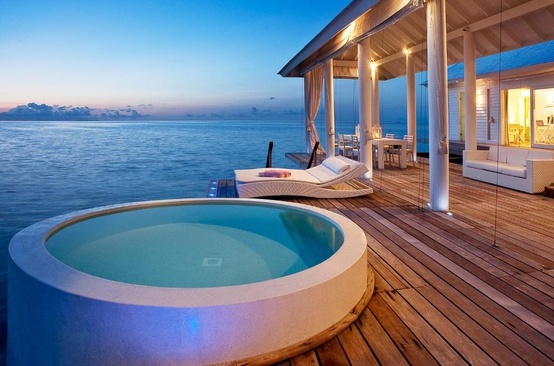 Diamonds Athuruga Beach & Water Villas