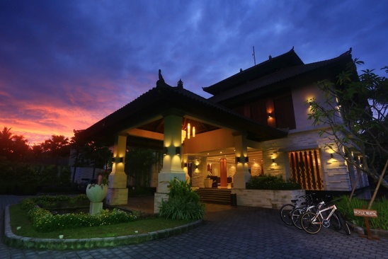 Grand Whiz Hotel Nusa Dua Bali