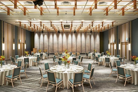  Centara Grand Hotel Osaka