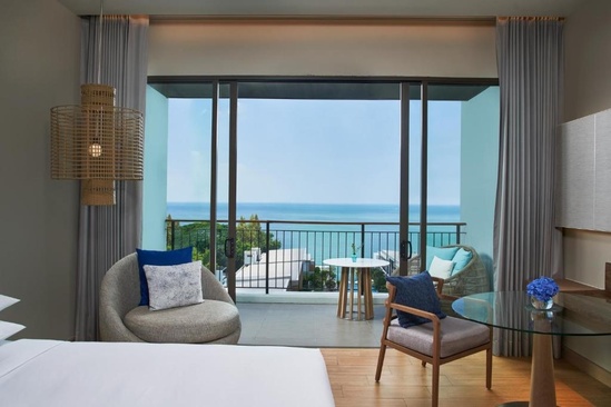 Renaissance Pattaya Resort & Spa